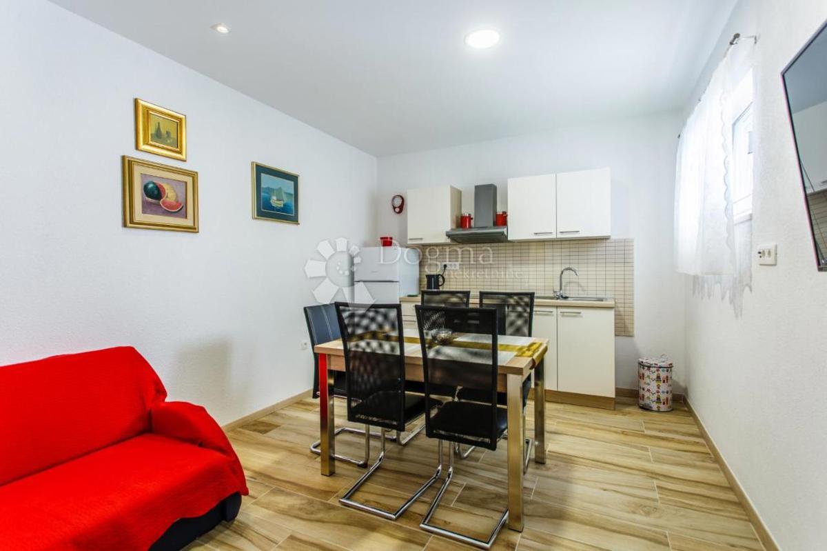 Casa Sućuraj, 258,88m2