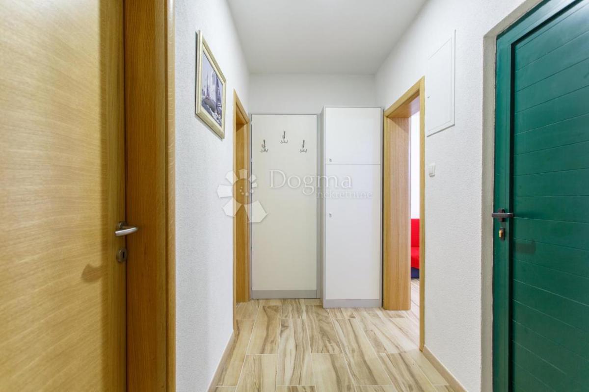 Casa Sućuraj, 258,88m2