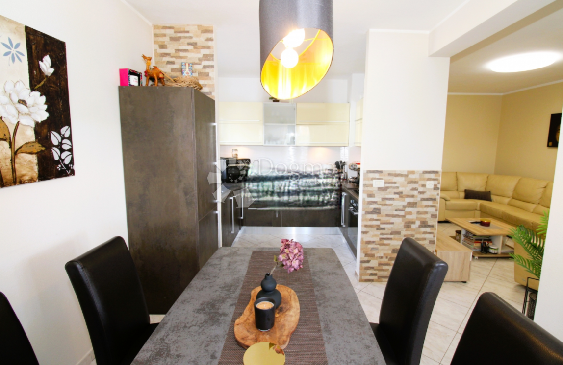 Allogio Vrvari, Poreč, 67m2