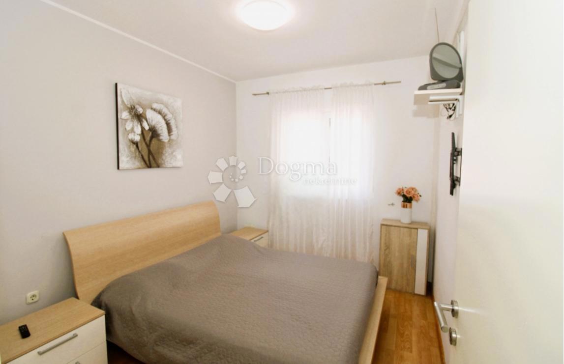 Allogio Vrvari, Poreč, 67m2