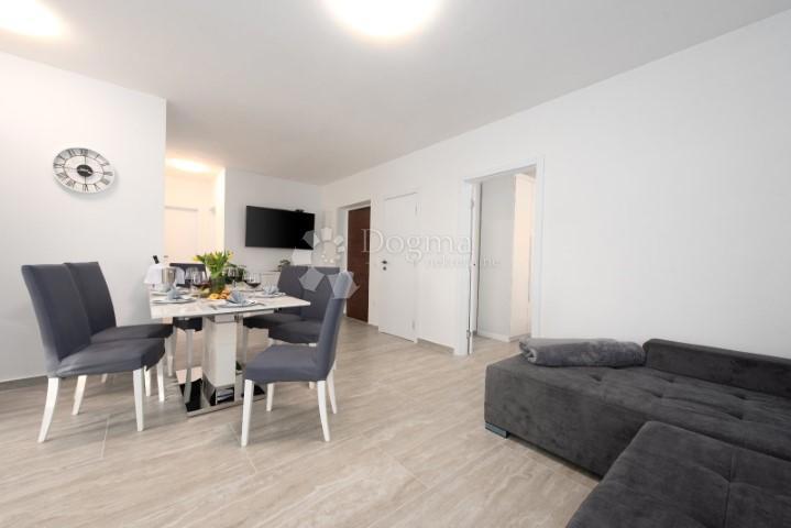 Appartamento Čižići, Dobrinj, 69,25m2