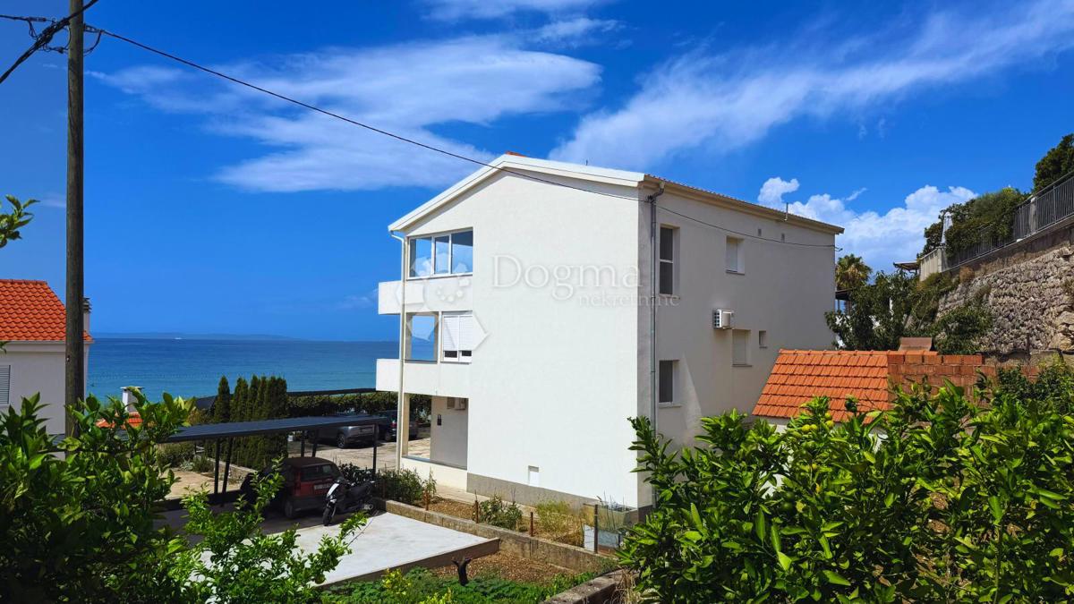 Casa dei Sogni in Prima Fila sul Mare – Podstrana, 126 m² di Spazio Abitativo + Giardino