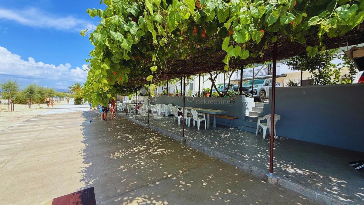 Casa dei Sogni in Prima Fila sul Mare – Podstrana, 126 m² di Spazio Abitativo + Giardino