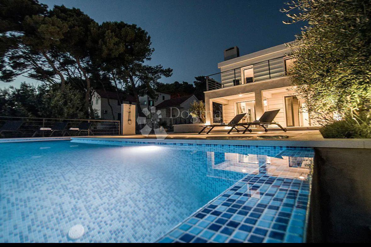 Bellissima villa sul mare sull'isola di Brač - Posizione incomparabile