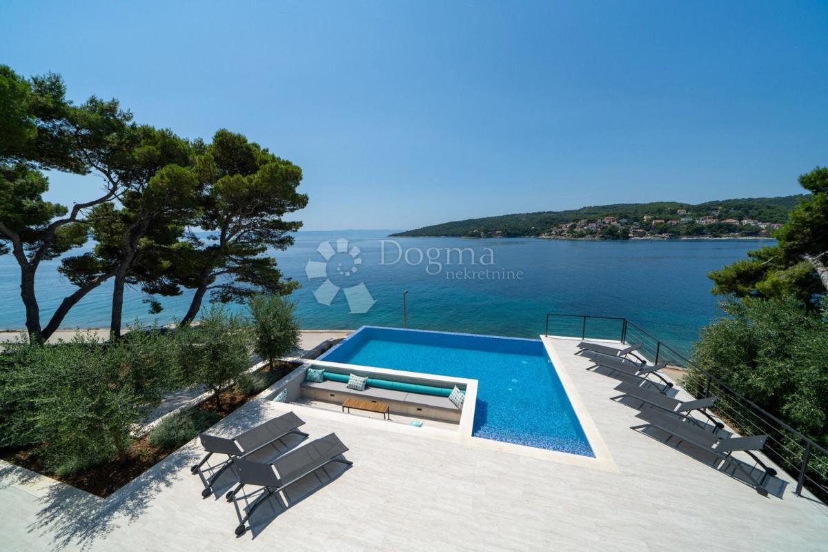 Bellissima villa sul mare sull'isola di Brač - Posizione incomparabile