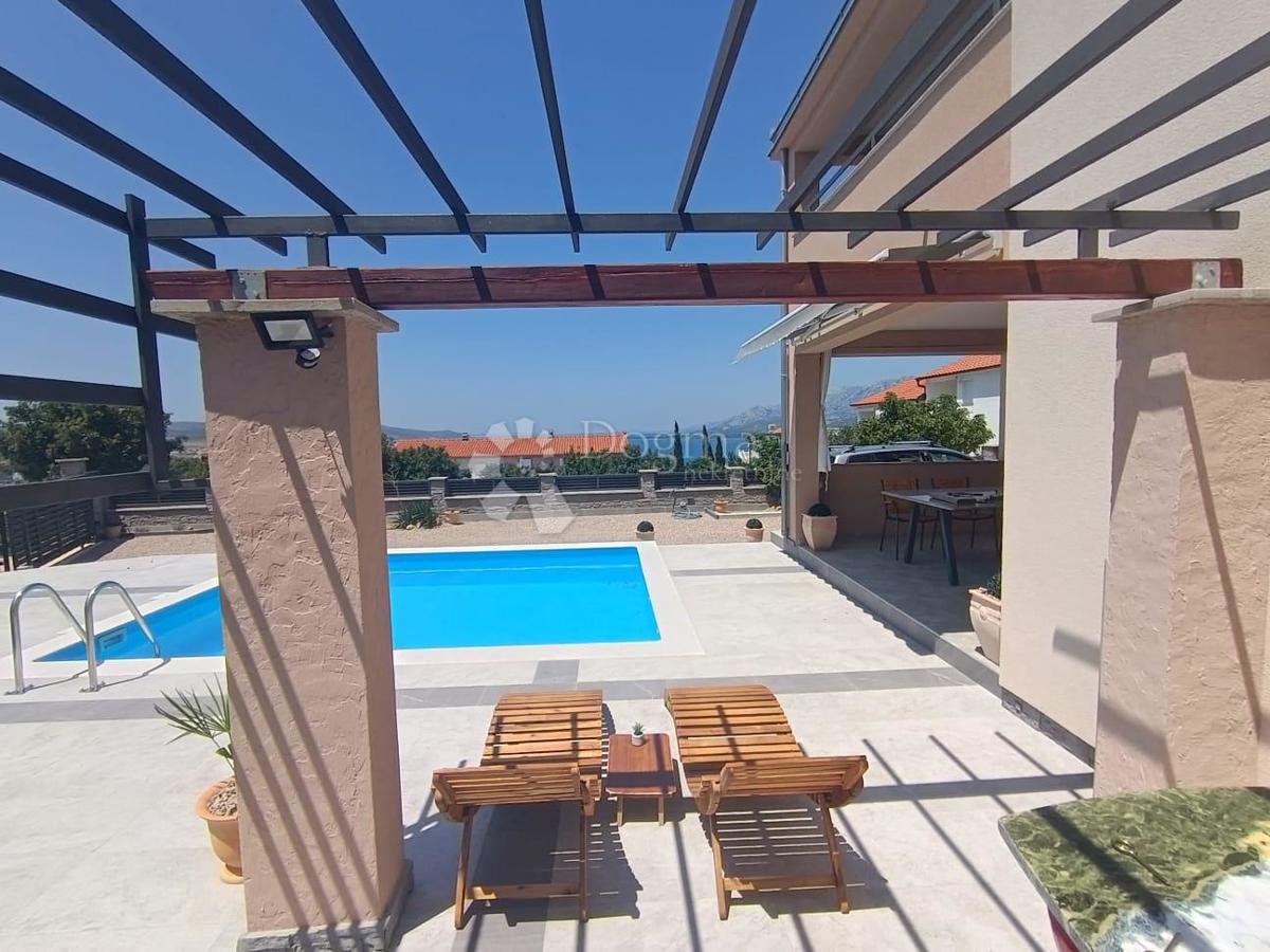Casa Rovanjska, Jasenice, 140m2
