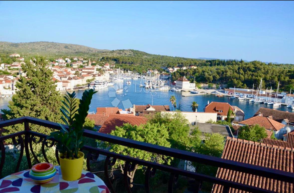 Casa Milna, 394,30m2