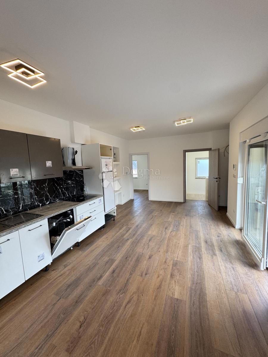 Allogio Trnovčica, Gornja Dubrava, 363m2