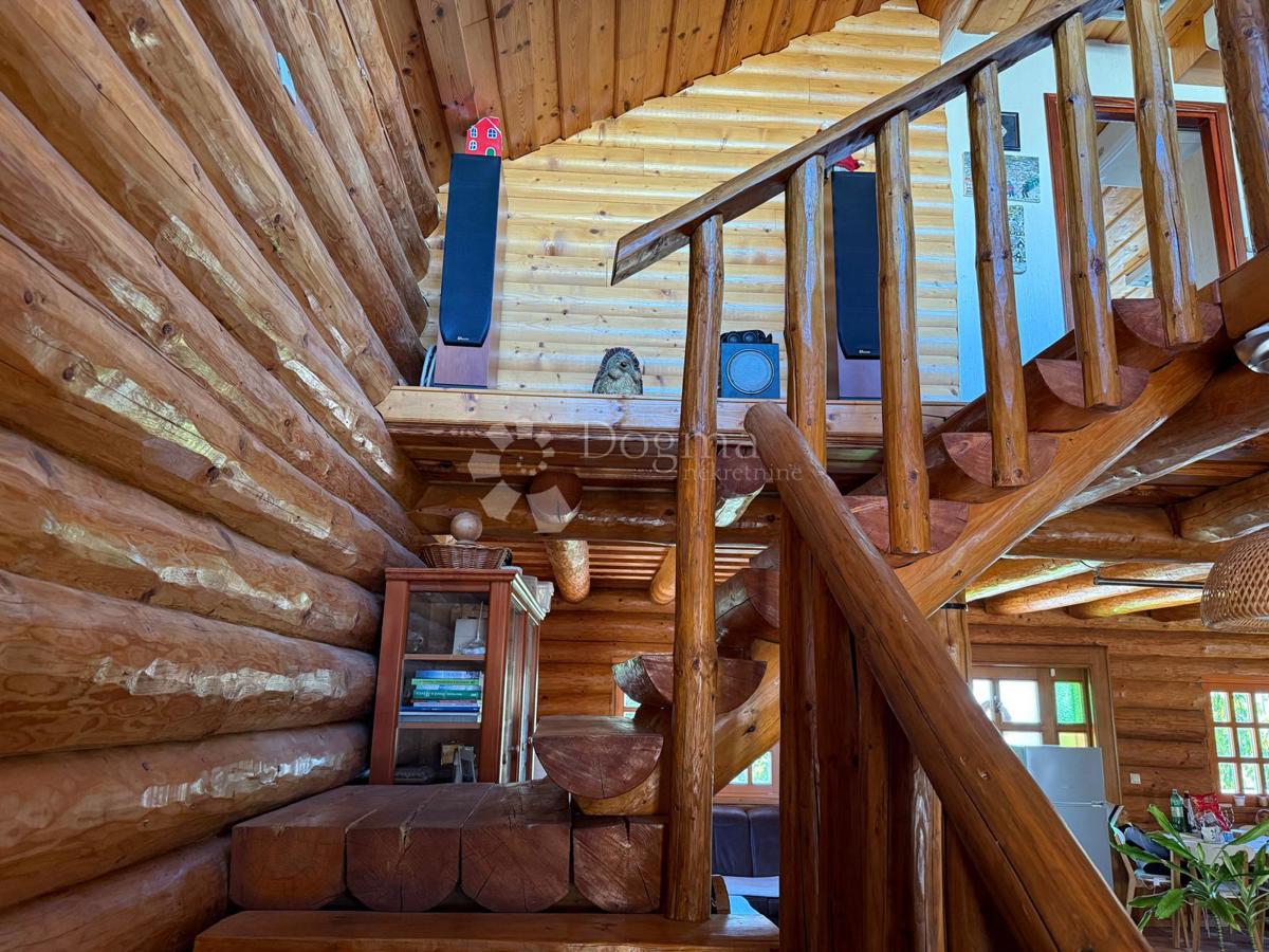 Locale commerciale Selnik, Maruševec, 670m2