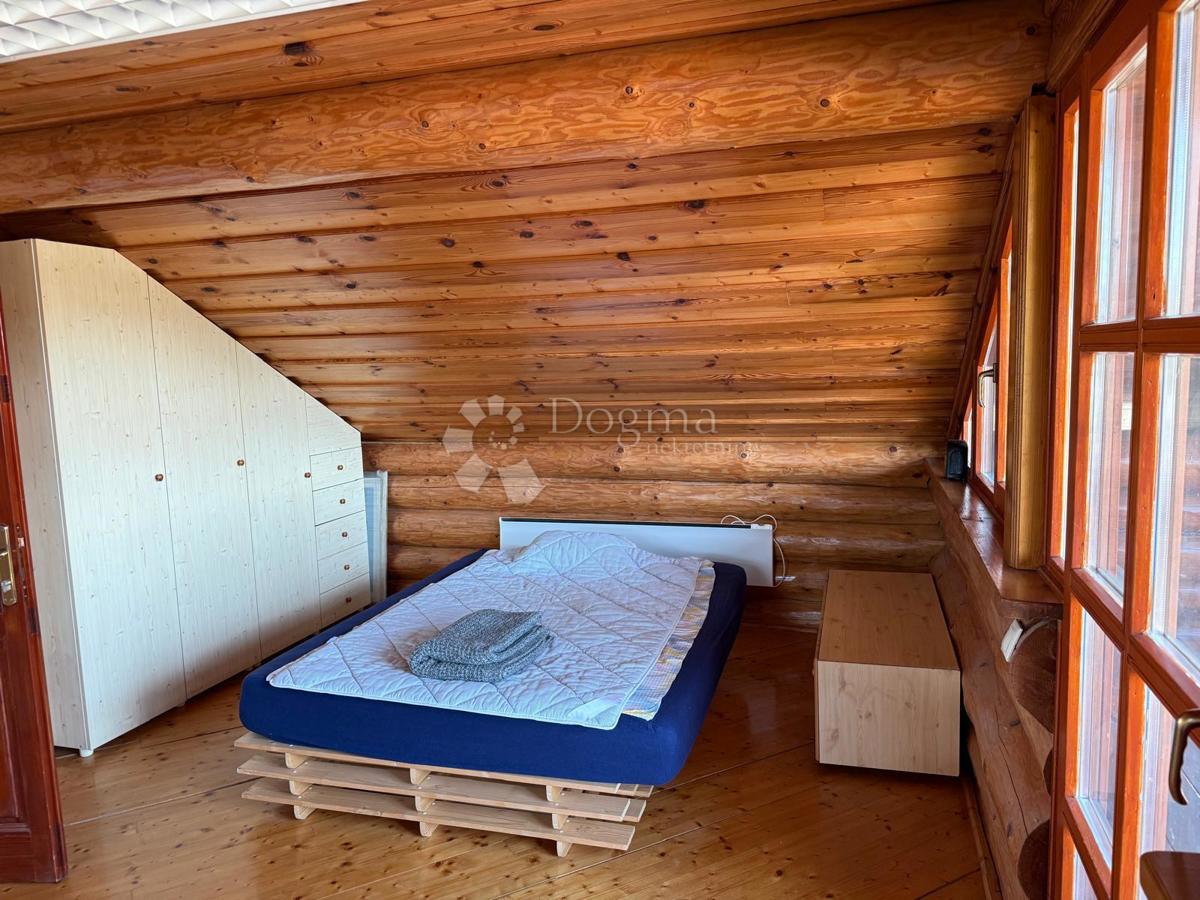 Locale commerciale Selnik, Maruševec, 670m2