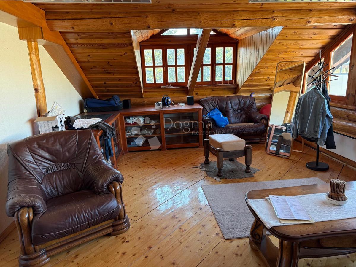 Locale commerciale Selnik, Maruševec, 670m2