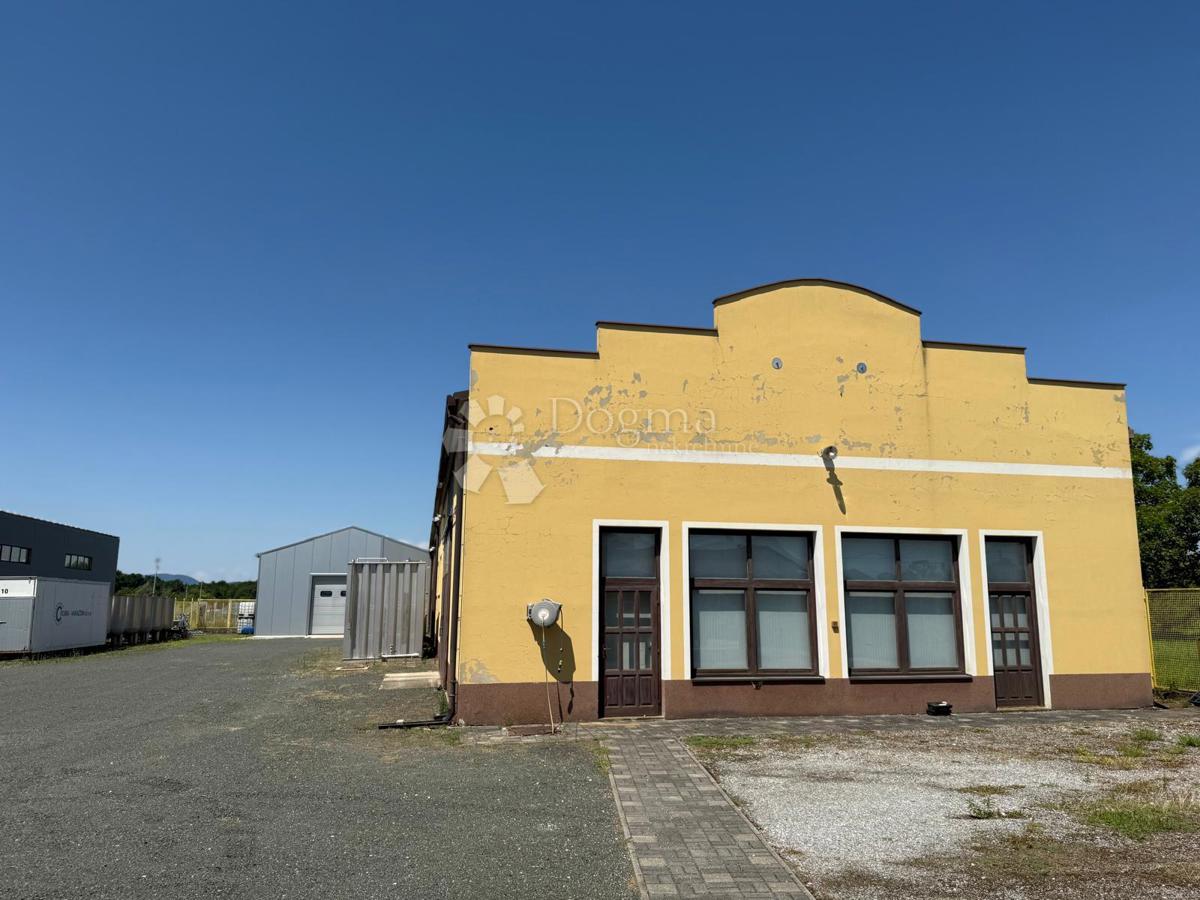 Locale commerciale Selnik, Maruševec, 670m2