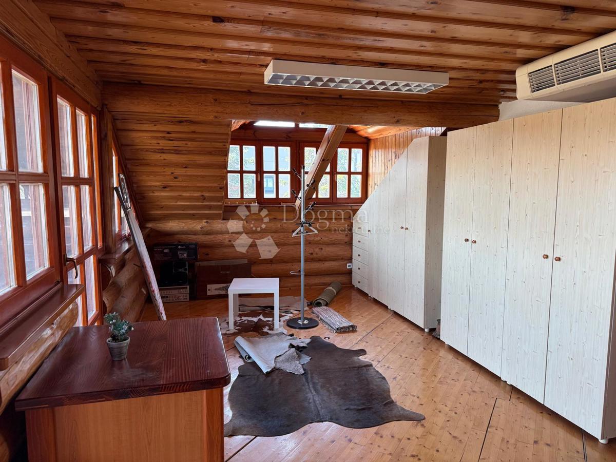 Locale commerciale Selnik, Maruševec, 670m2