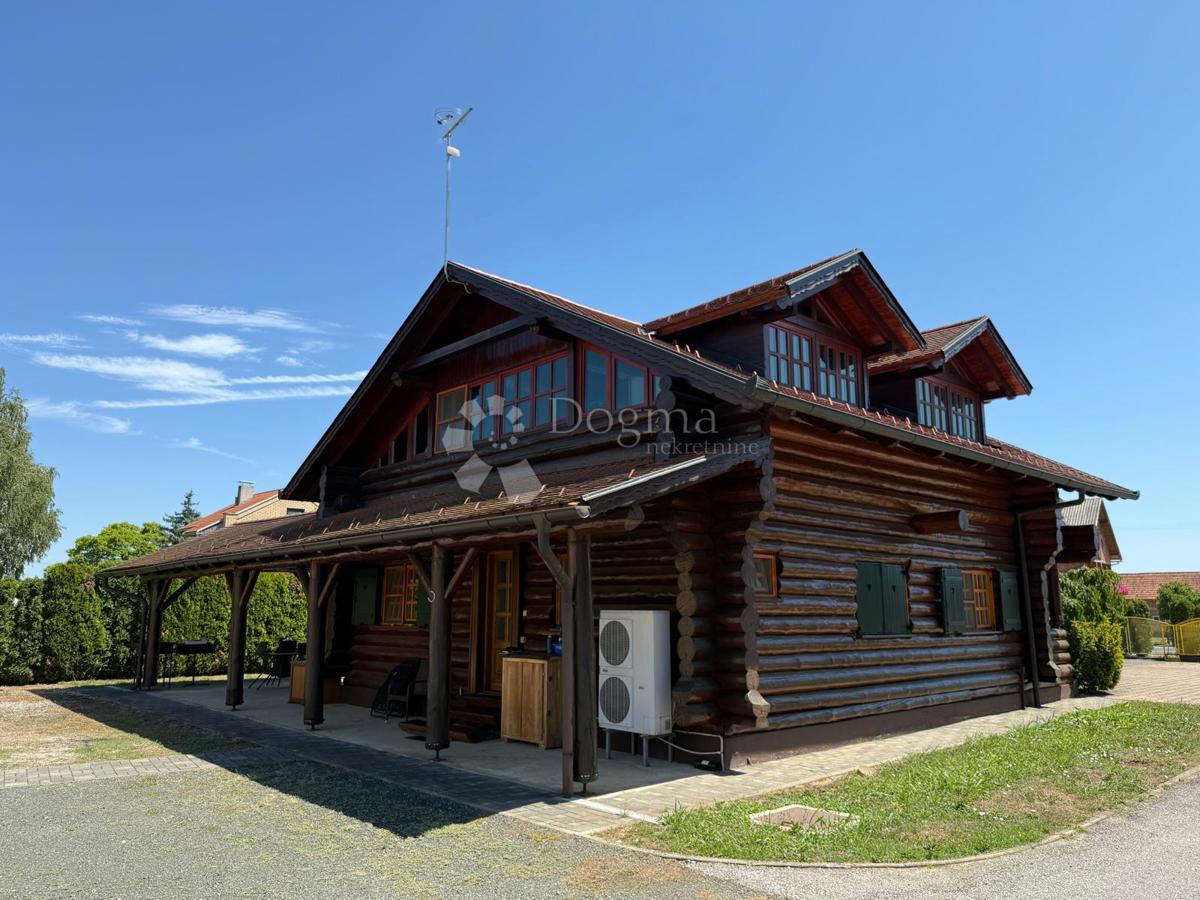 Locale commerciale Selnik, Maruševec, 670m2