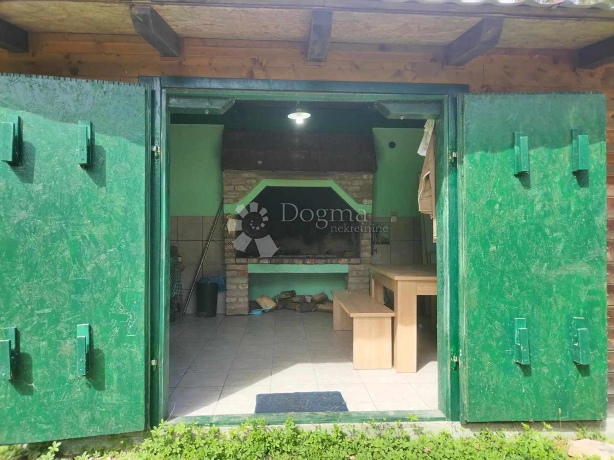 Casa Donji Hrastovac, Sunja, 144m2