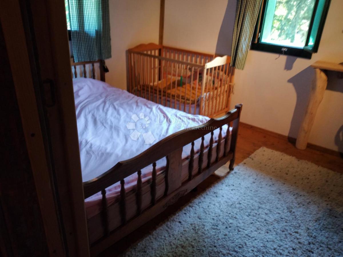 Casa Donji Hrastovac, Sunja, 144m2