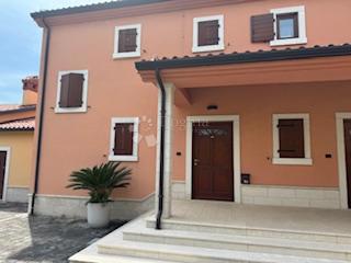 Allogio Kaštel, Buje, 107m2