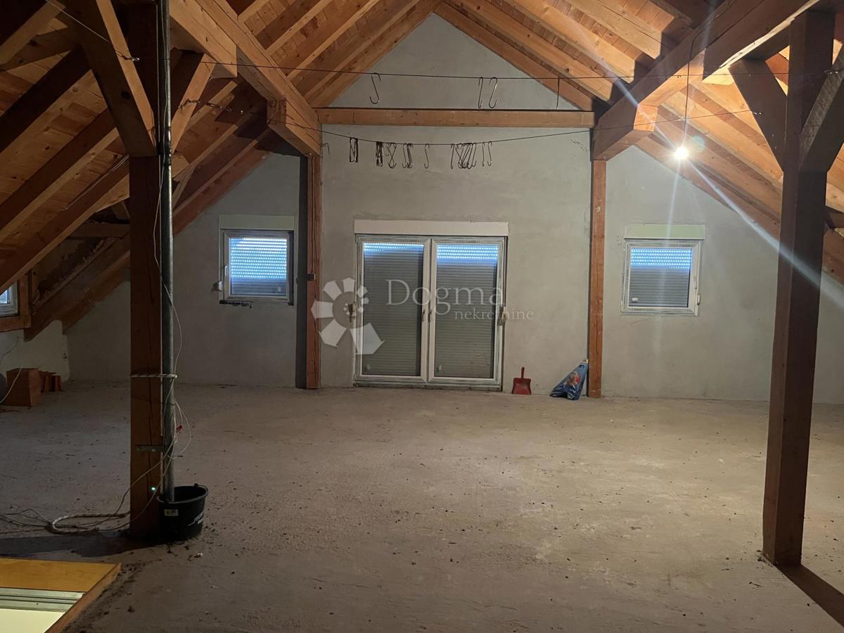 Casa Susedgrad, Podsused - Vrapče, 313m2