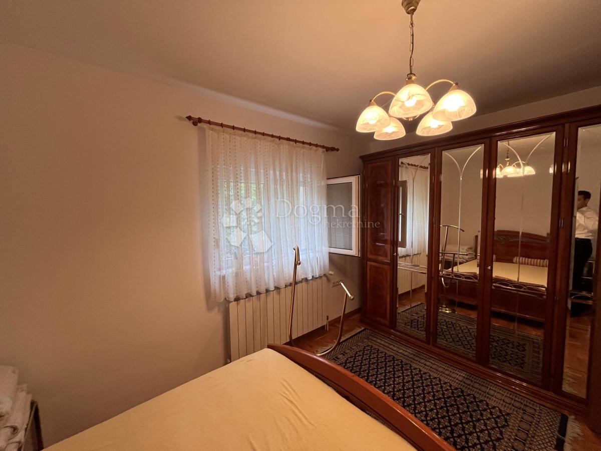 Casa Susedgrad, Podsused - Vrapče, 313m2