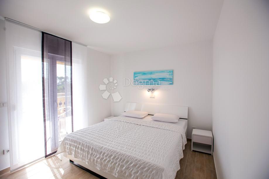 Appartamento Banjol, Rab, 51m2