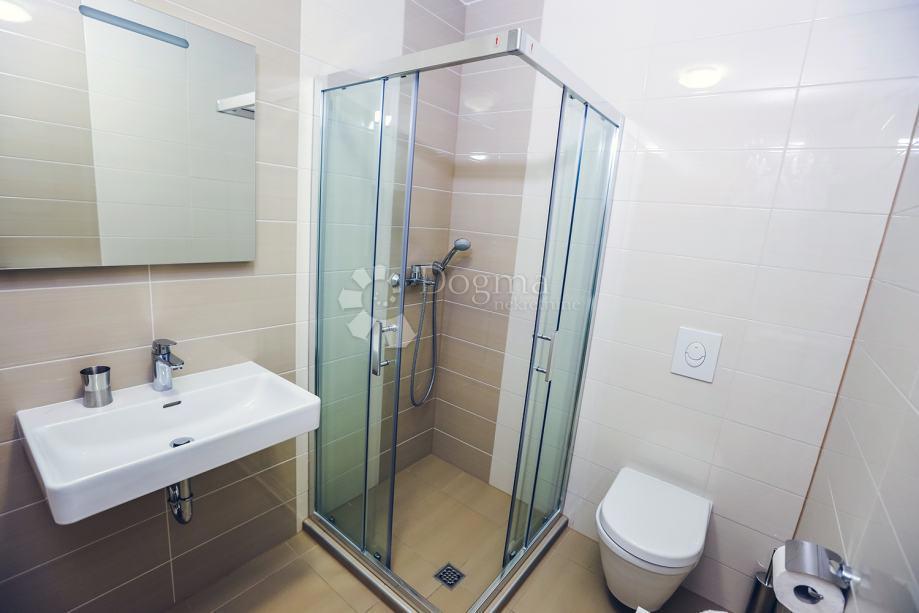 Appartamento Banjol, Rab, 51m2