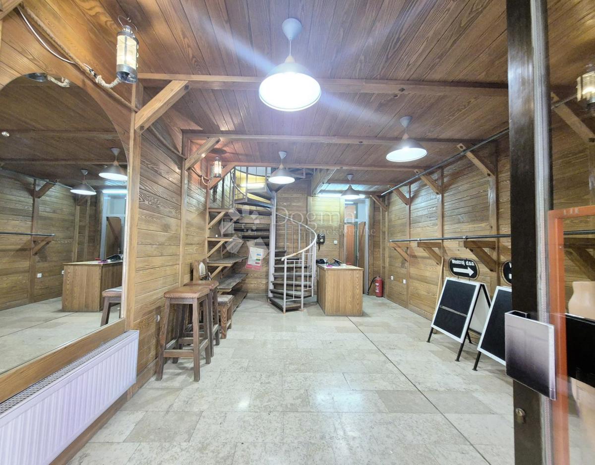 Locale commerciale Centar, Požega, 61,28m2