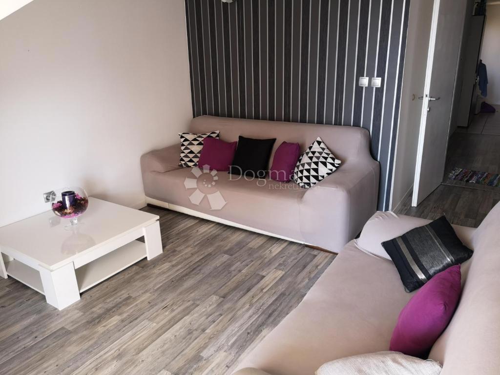 Allogio Grad, Šibenik, 116m2