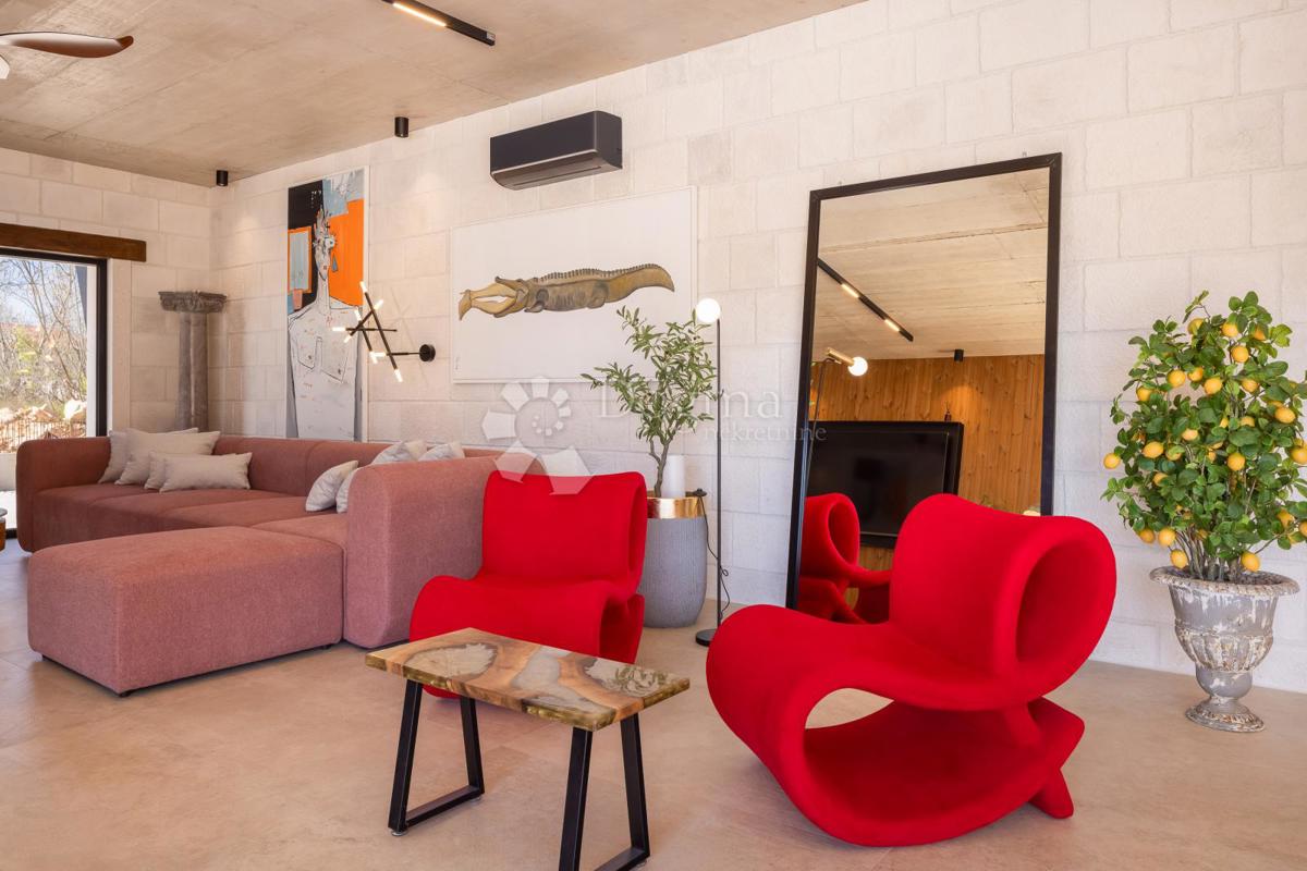 Casa Prisoje, Dicmo, 240m2