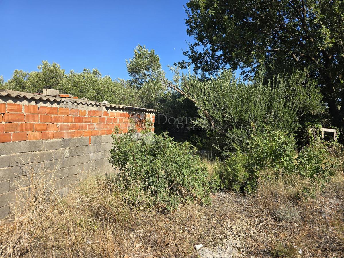 Terreno edificabile Tribunj, 1.037m2