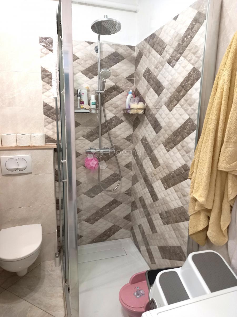 Podmurvice, appartamento pratico in buona posizione