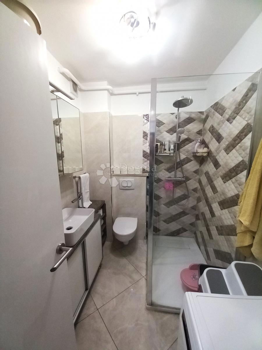 Podmurvice, appartamento pratico in buona posizione