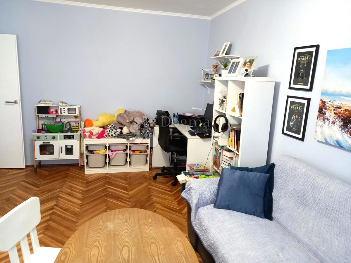 Podmurvice, appartamento pratico in buona posizione