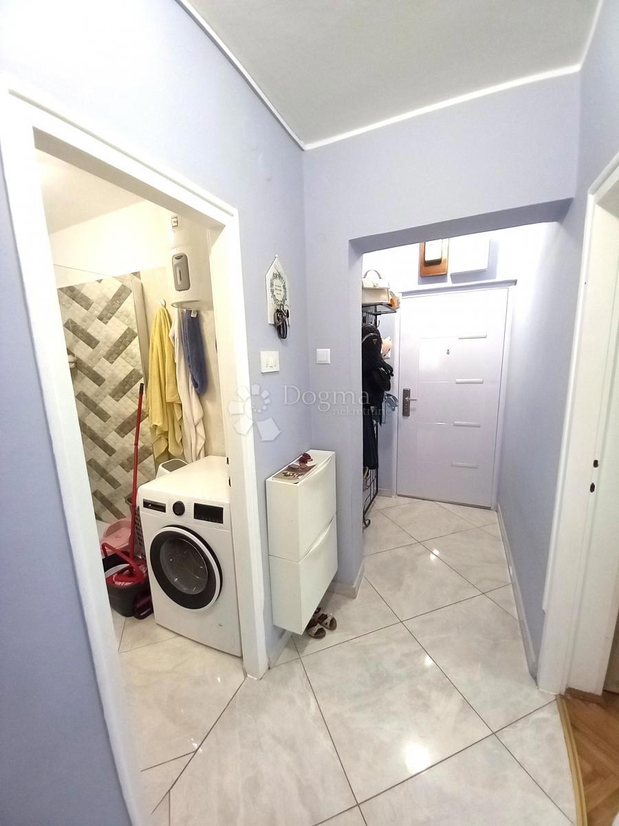 Podmurvice, appartamento pratico in buona posizione