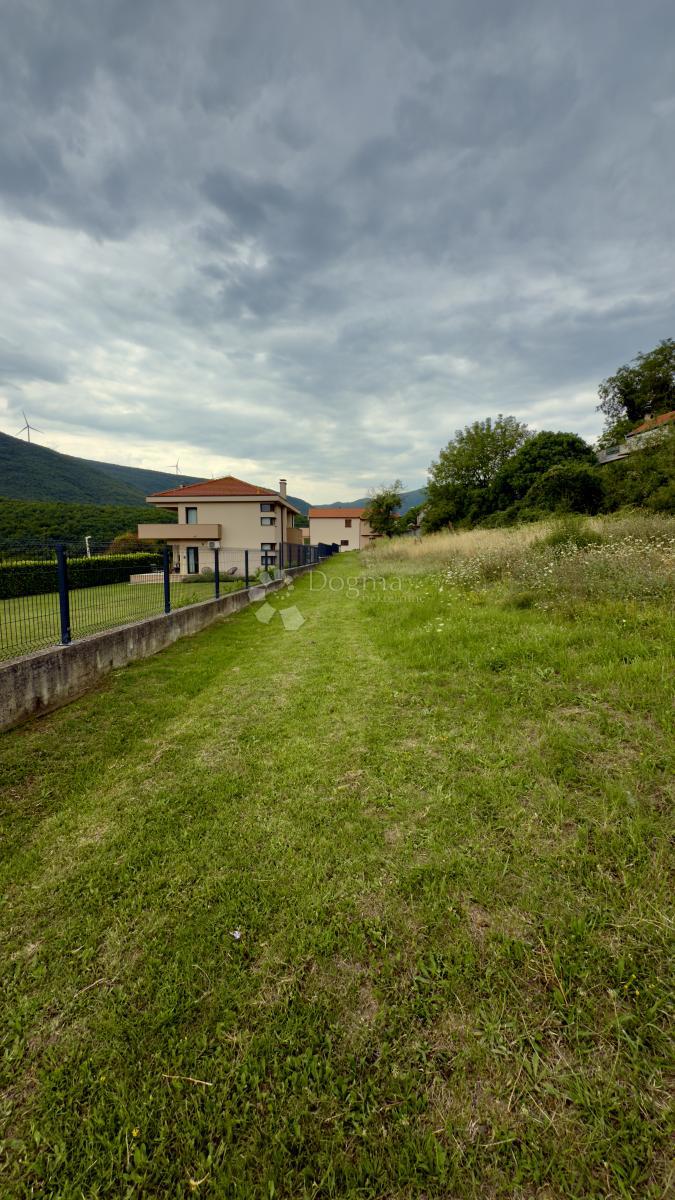 La tua oasi accanto al boschetto, a soli 700 m dal centro di Sinj