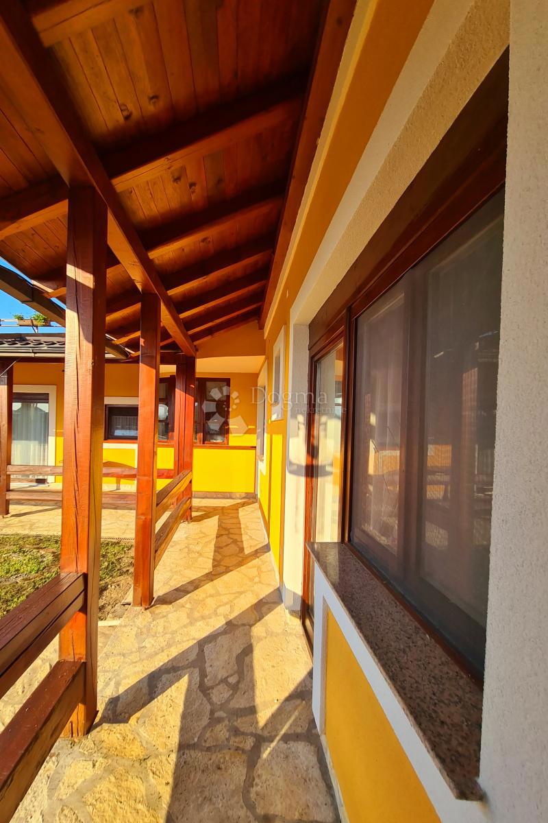 Casa Kraj Donji, Marija Gorica, 560m2