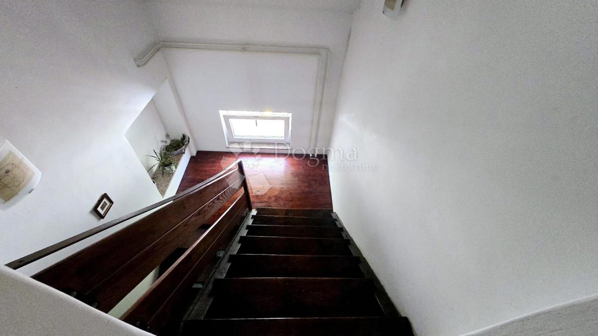 Casa Kraljevec, Gornji Grad - Medveščak, 264m2