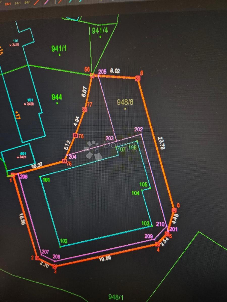 Terreno edificabile Senj, 638m2