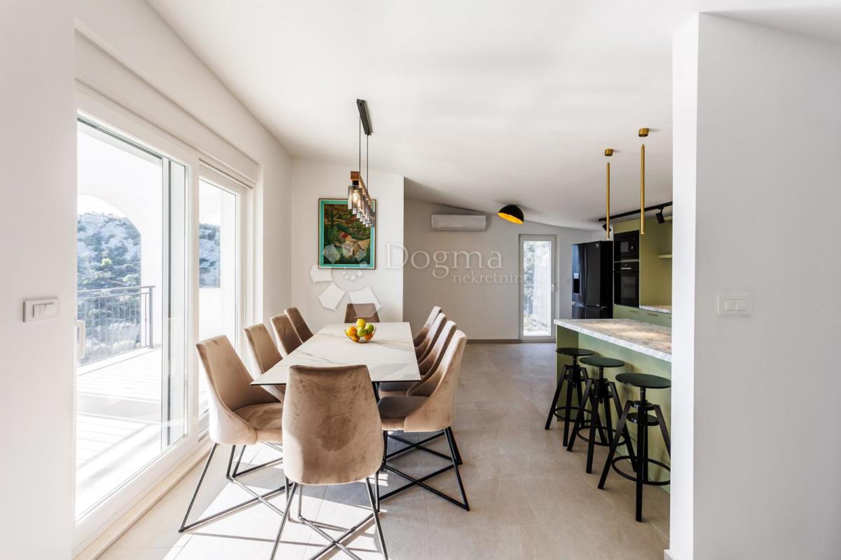 SEVID - SPAZIOSA VILLA A 50 M DAL MARE CON VISTA SUPERIORE