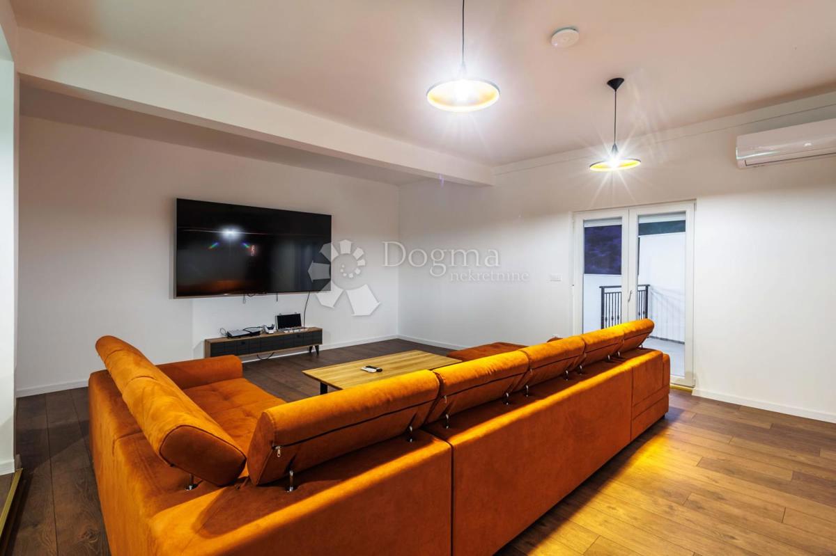 SEVID - SPAZIOSA VILLA A 50 M DAL MARE CON VISTA SUPERIORE