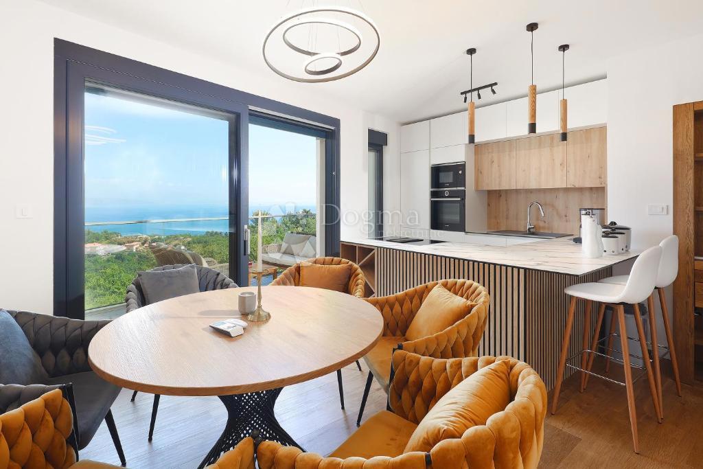 Allogio Ika, Opatija - Okolica, 108,51m2