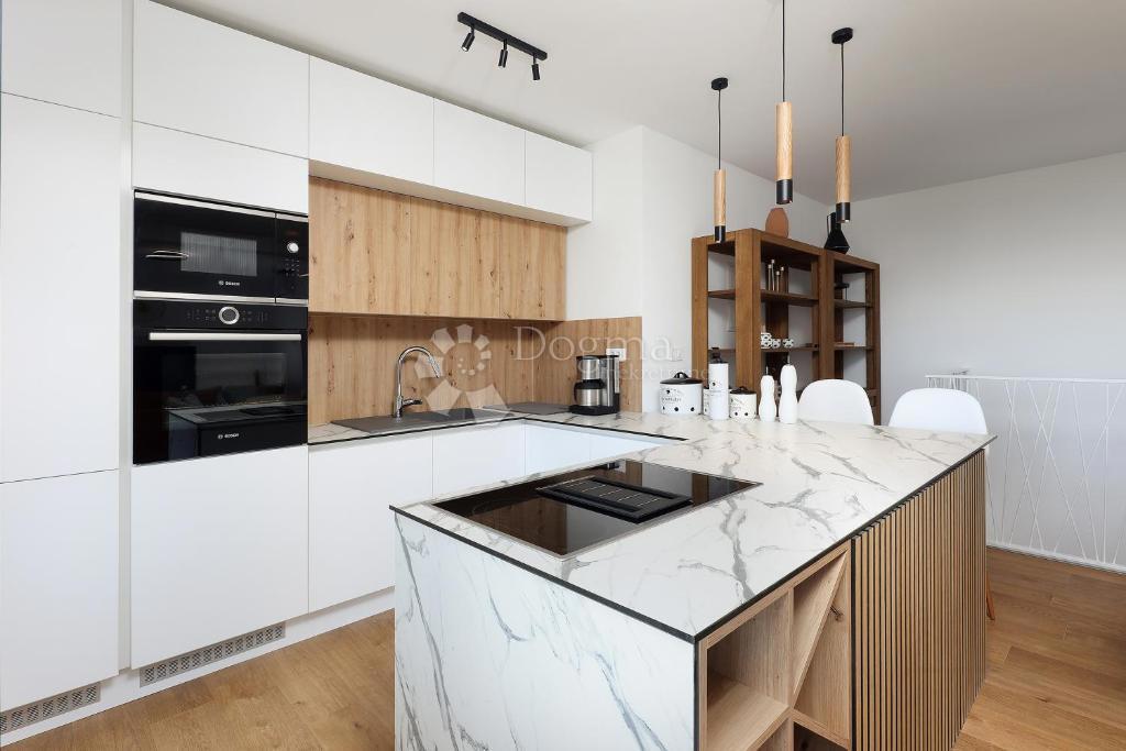 Allogio Ika, Opatija - Okolica, 108,51m2