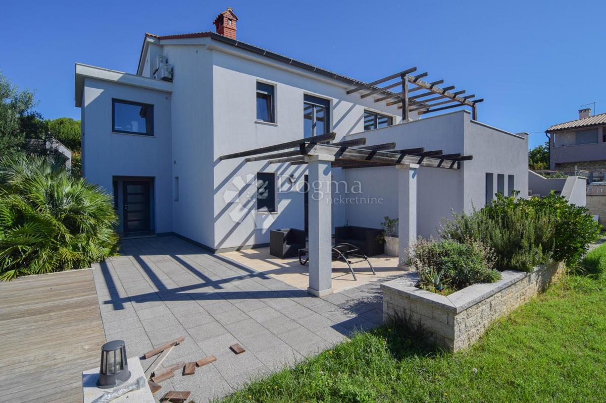 Casa Monteserpo - Komunal, Pula, 250m2