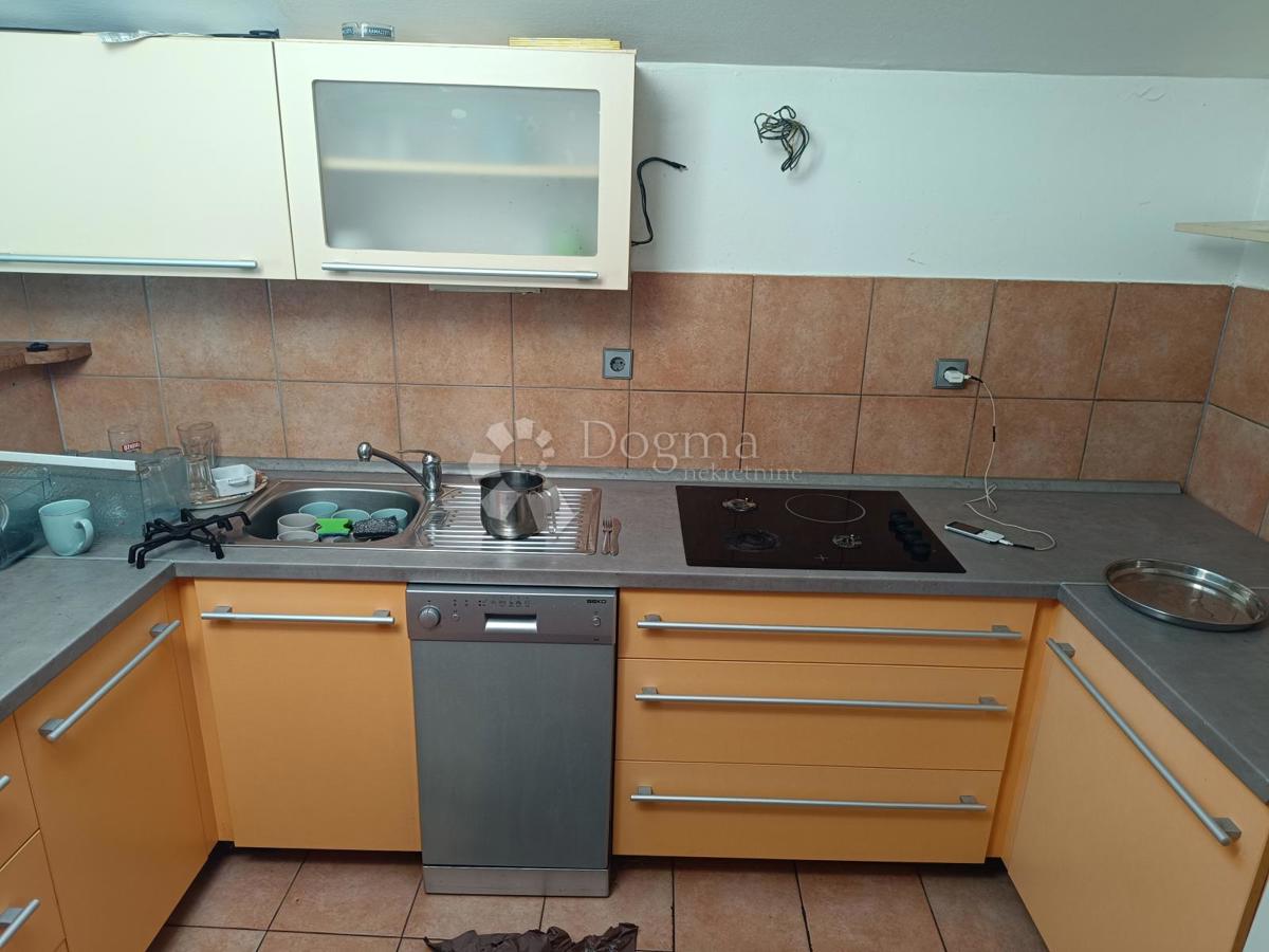 Casa Donje Svetice, Peščenica - Žitnjak, 119m2