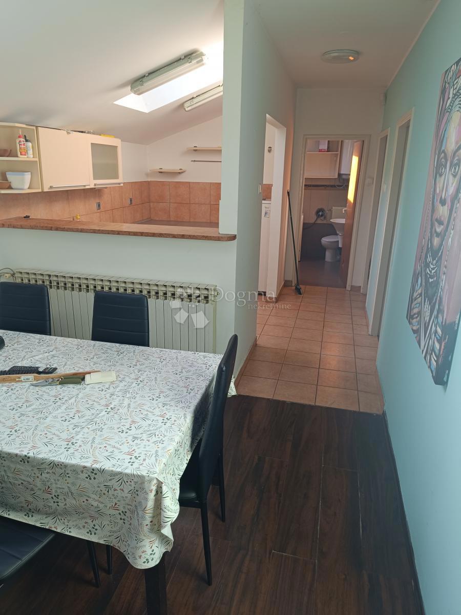 Casa Donje Svetice, Peščenica - Žitnjak, 119m2