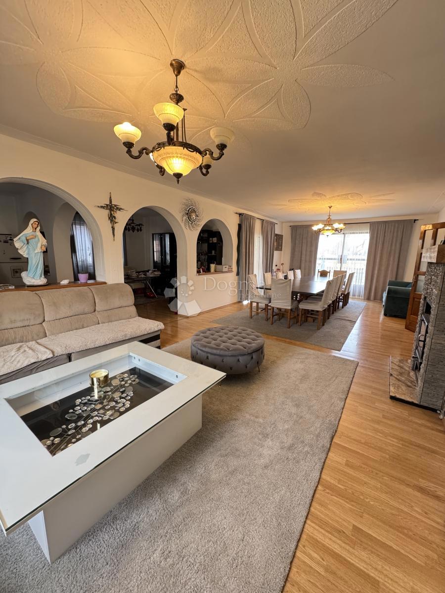 Casa Bogdani, Peščenica - Žitnjak, 780m2