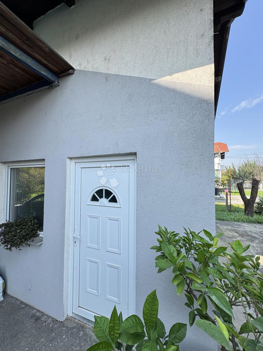 Casa Bogdani, Peščenica - Žitnjak, 780m2