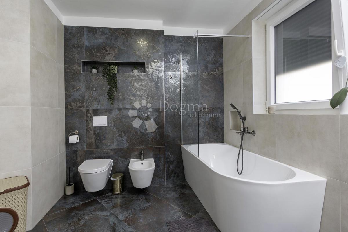 Casa Krnica, Marčana, 160m2