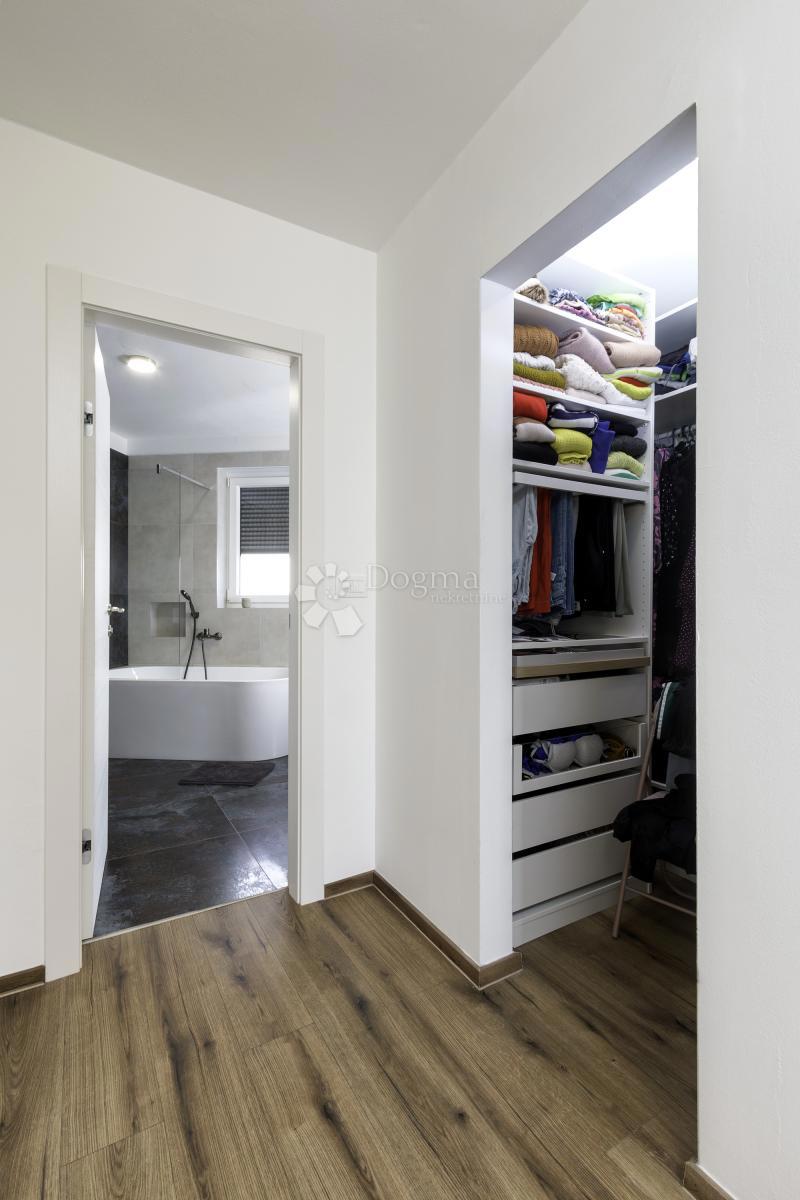 Casa Krnica, Marčana, 160m2