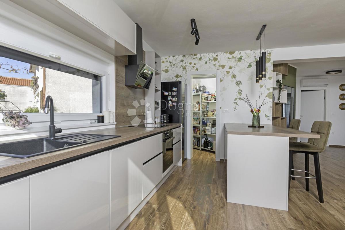 Casa Krnica, Marčana, 160m2