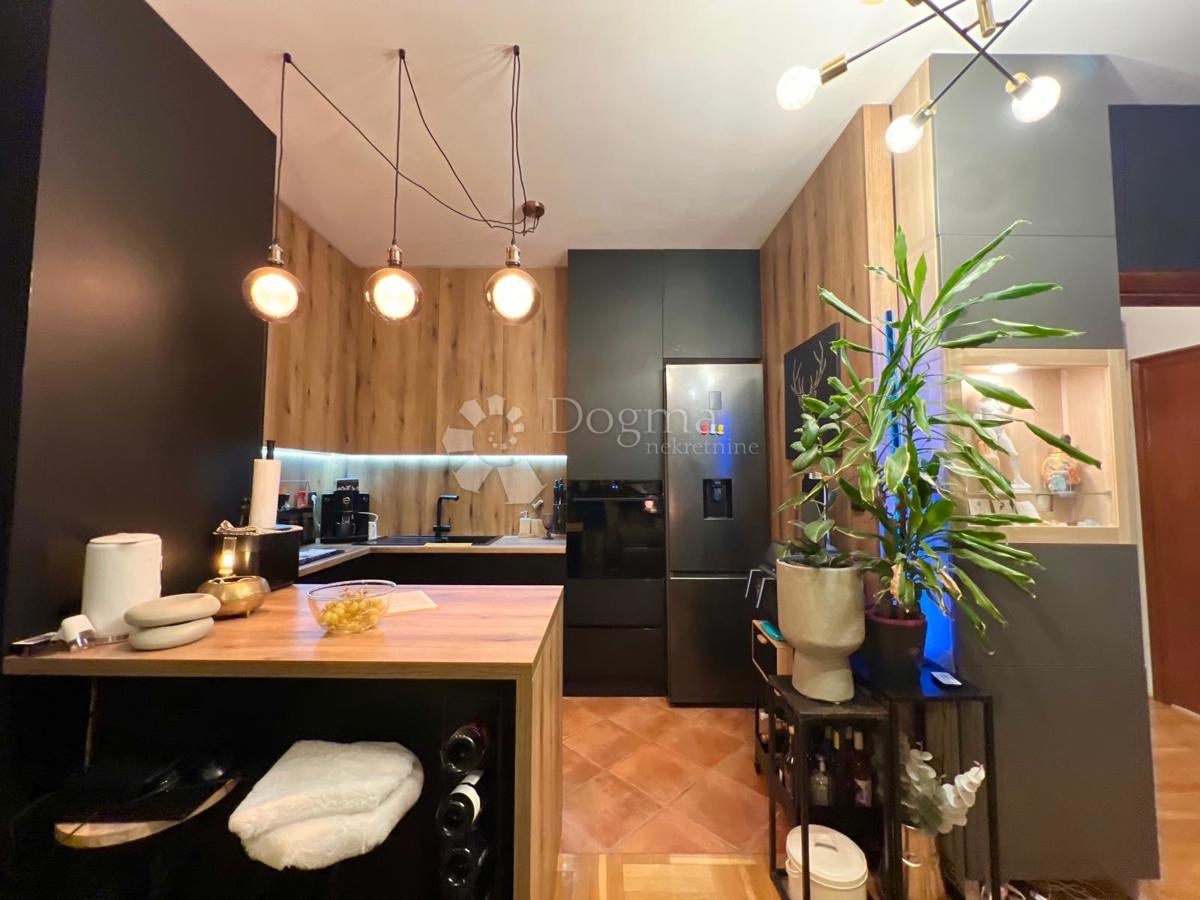 RARO APPARTAMENTO MODERNO!!!!